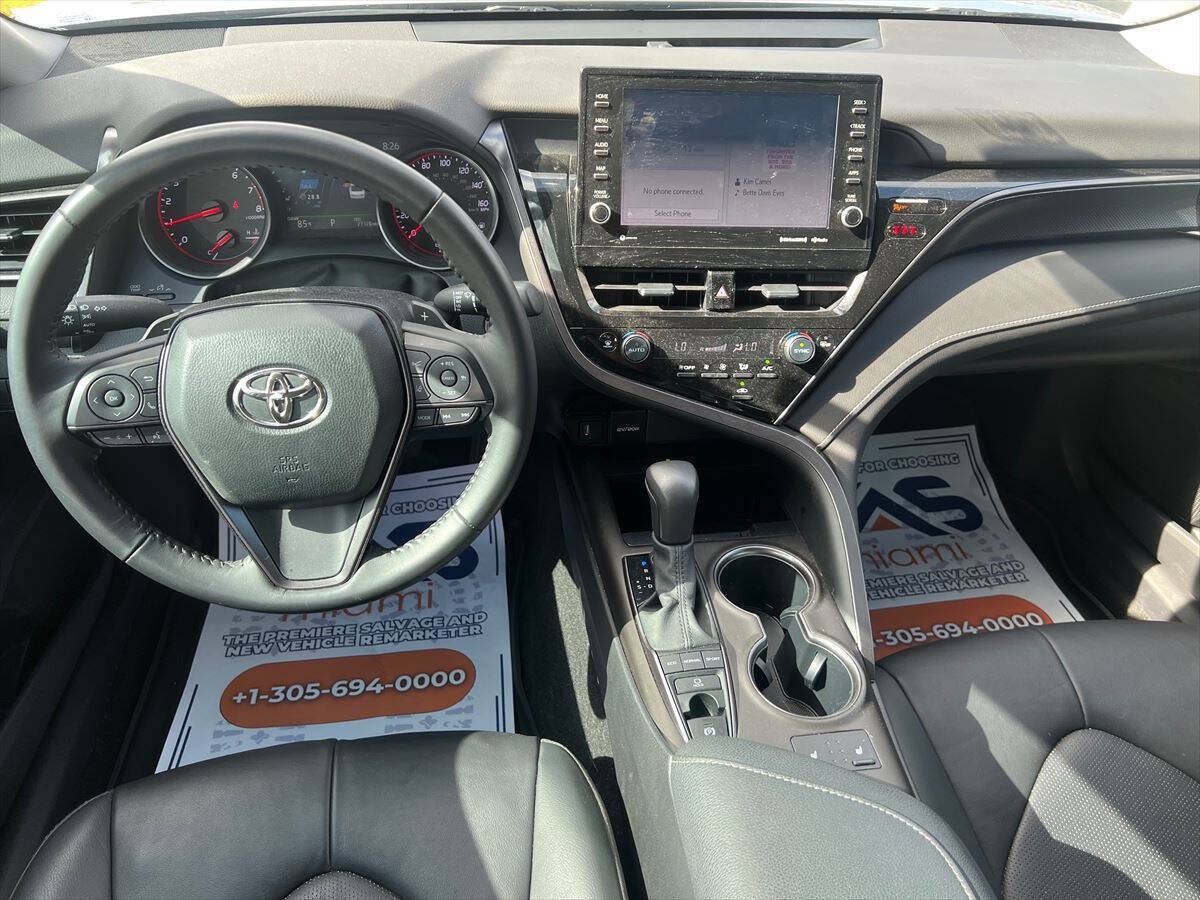 Used 2024 Toyota Camry XSE FWD image 9