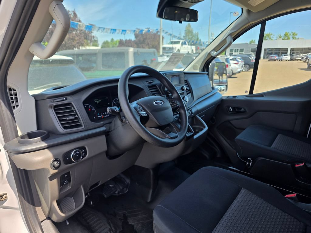 Used 2025 Ford Transit 250 Low Roof w/ Exterior Upgrade Package RWD image 5