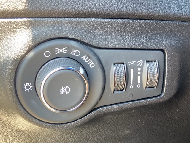 Used 2020 Jeep Compass Limited AWD/4WD image 42