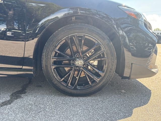 Used 2025 Toyota Camry SE image 38