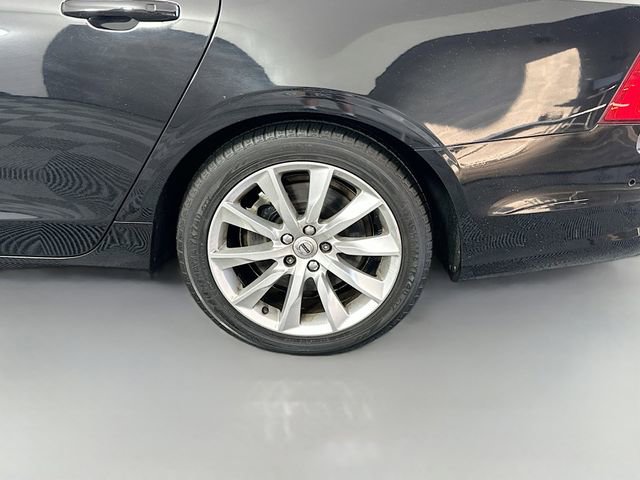 Used 2017 Volvo S90 T6 Momentum w/ Vision Package image 34