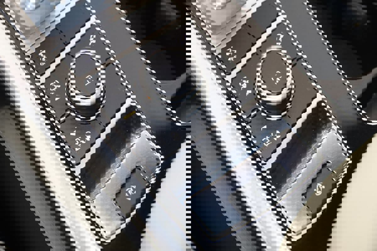 Used 2021 Land Rover Range Rover Sport HSE Silver Edition image 29