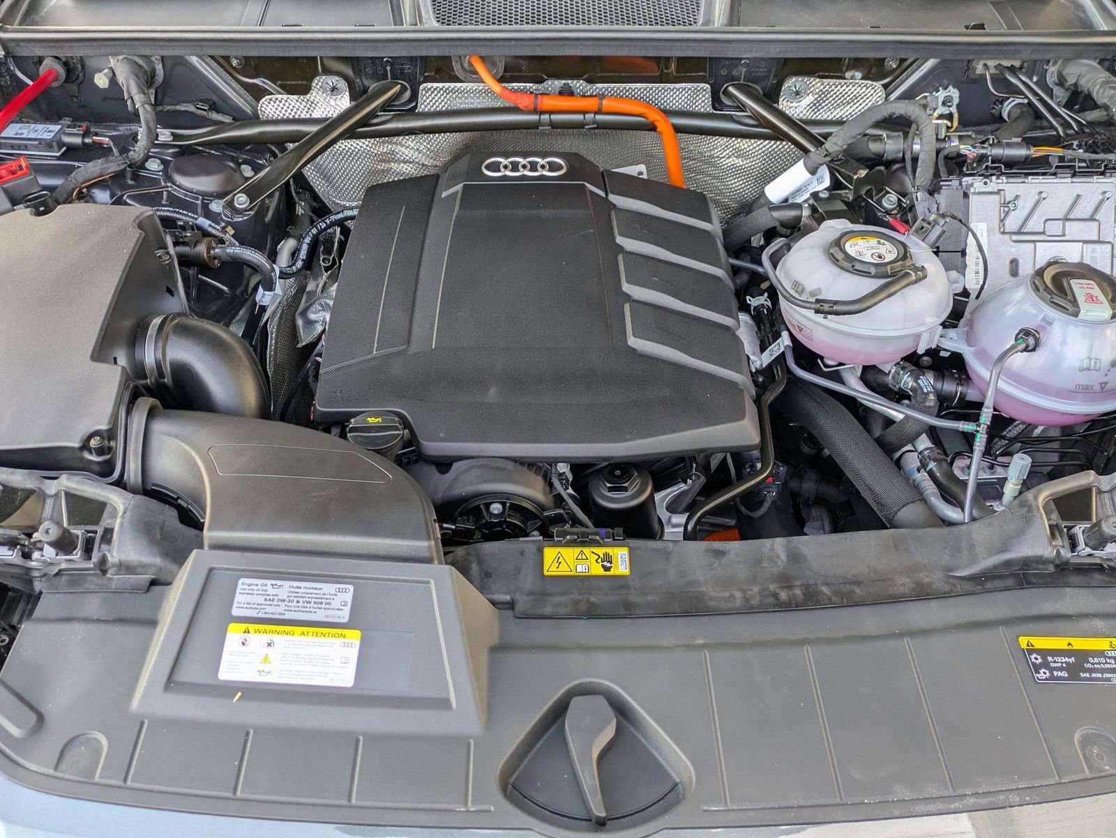 Used 2024 Audi Q5 e Premium Plus w/ Premium Plus Package image 23