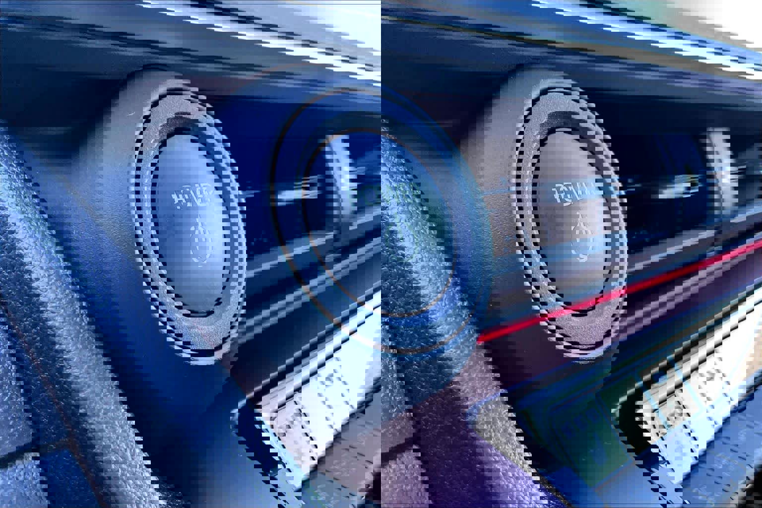 Used 2024 Toyota Prius Prime XSE image 33