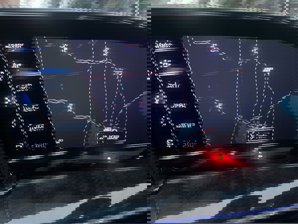 Used 2021 Cadillac Escalade Premium Luxury w/ Performance Package image 37