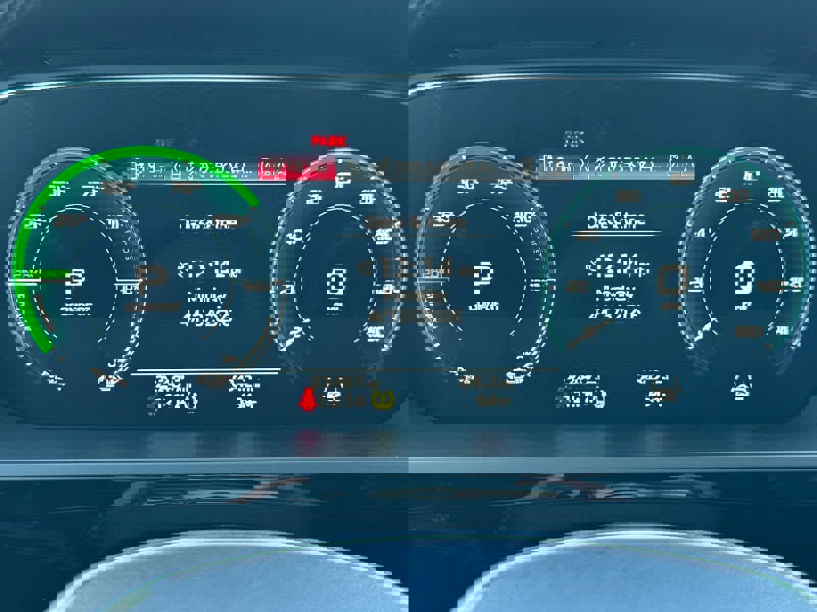 Used 2023 Audi e-tron Premium Plus w/ Premium Plus Package image 25