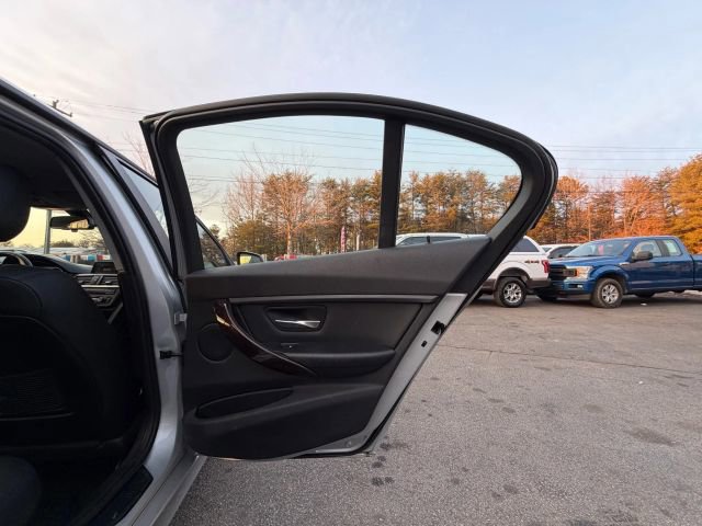 Used 2014 BMW 328i xDrive Sedan image 16