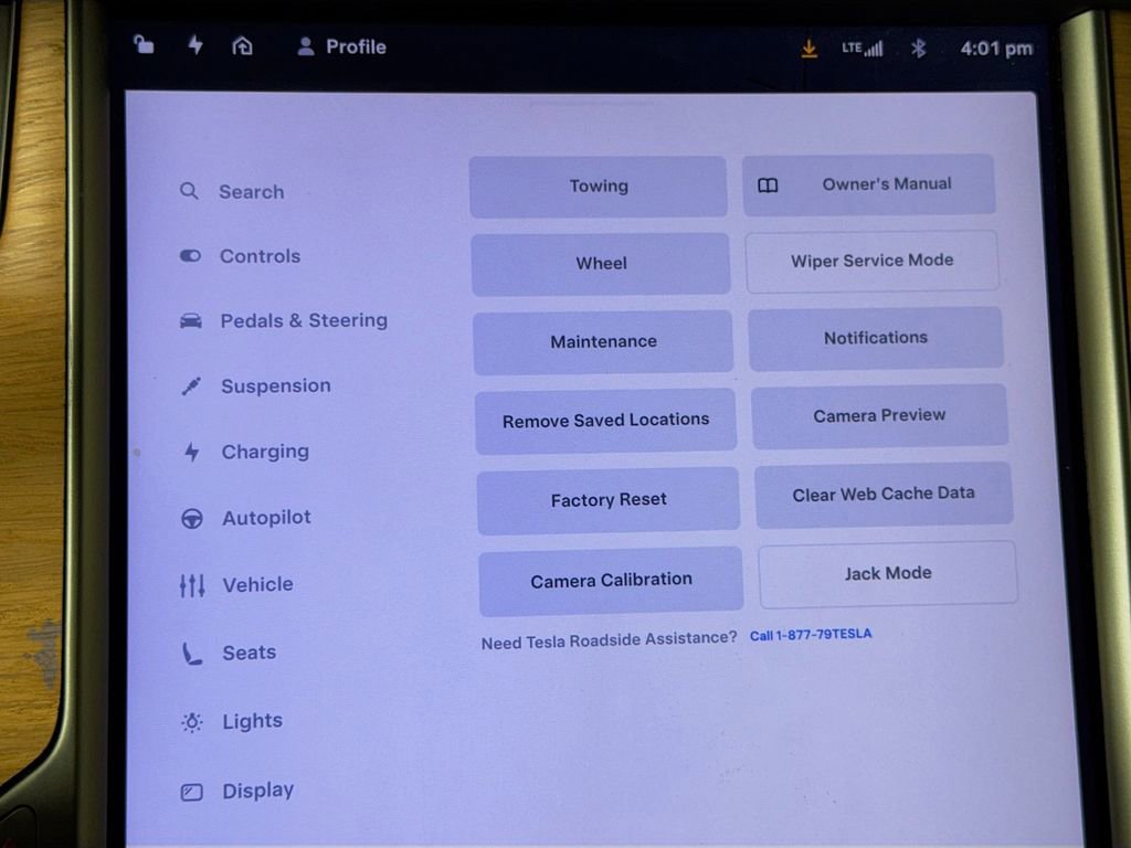 Used 2020 Tesla Model X Long Range image 40