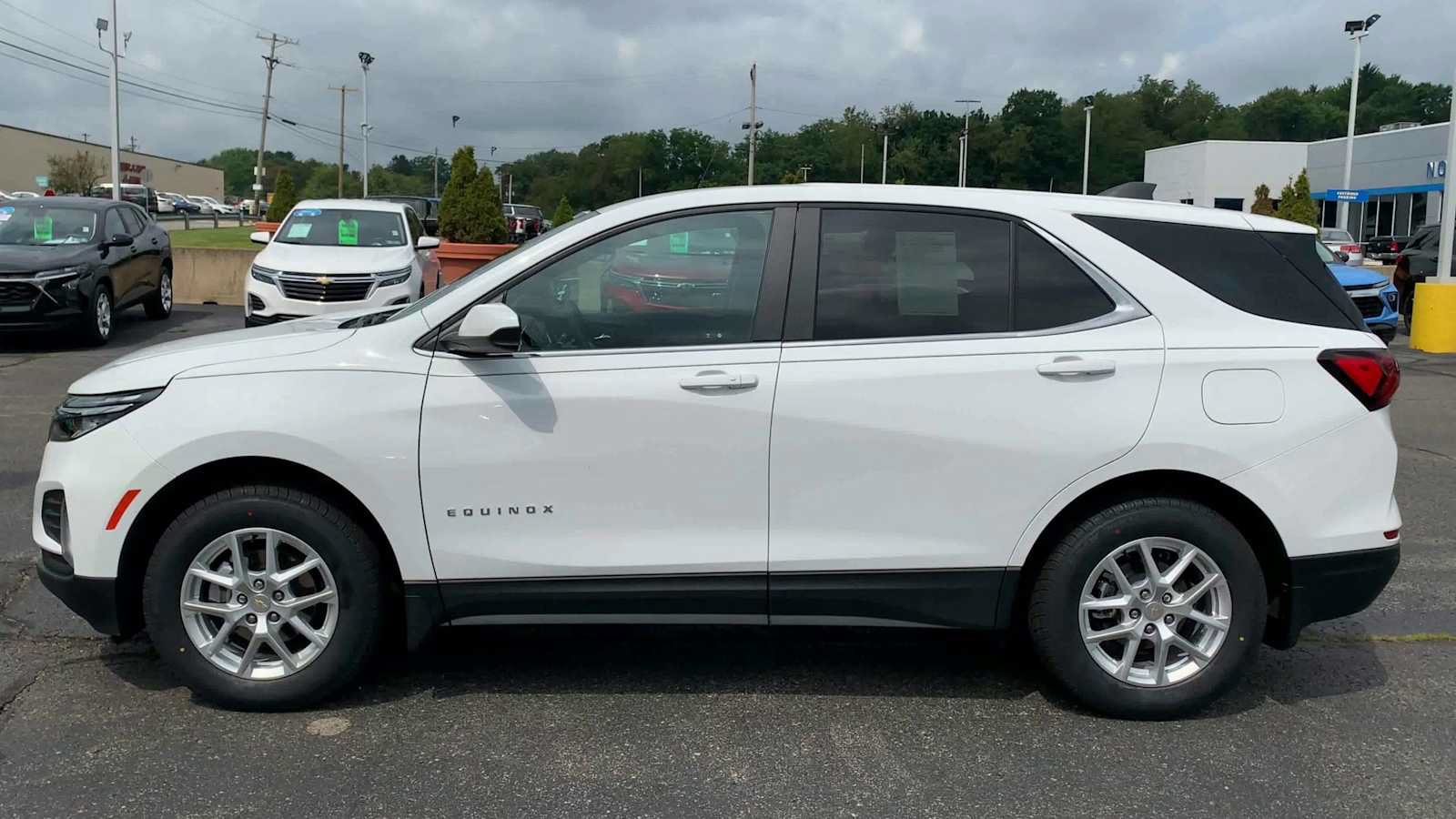 Certified 2024 Chevrolet Equinox LT AWD/4WD image 5
