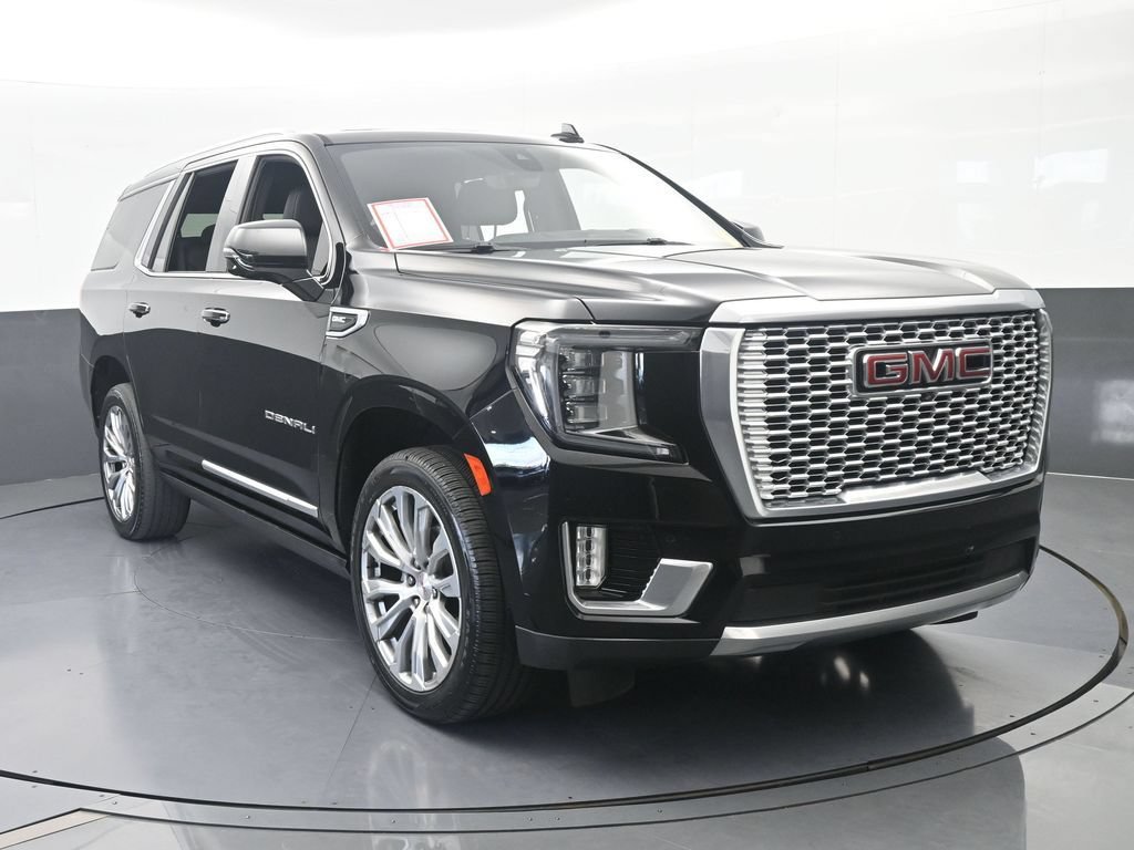 Used 2022 GMC Yukon Denali w/ Denali Premium Package AWD/4WD image 9