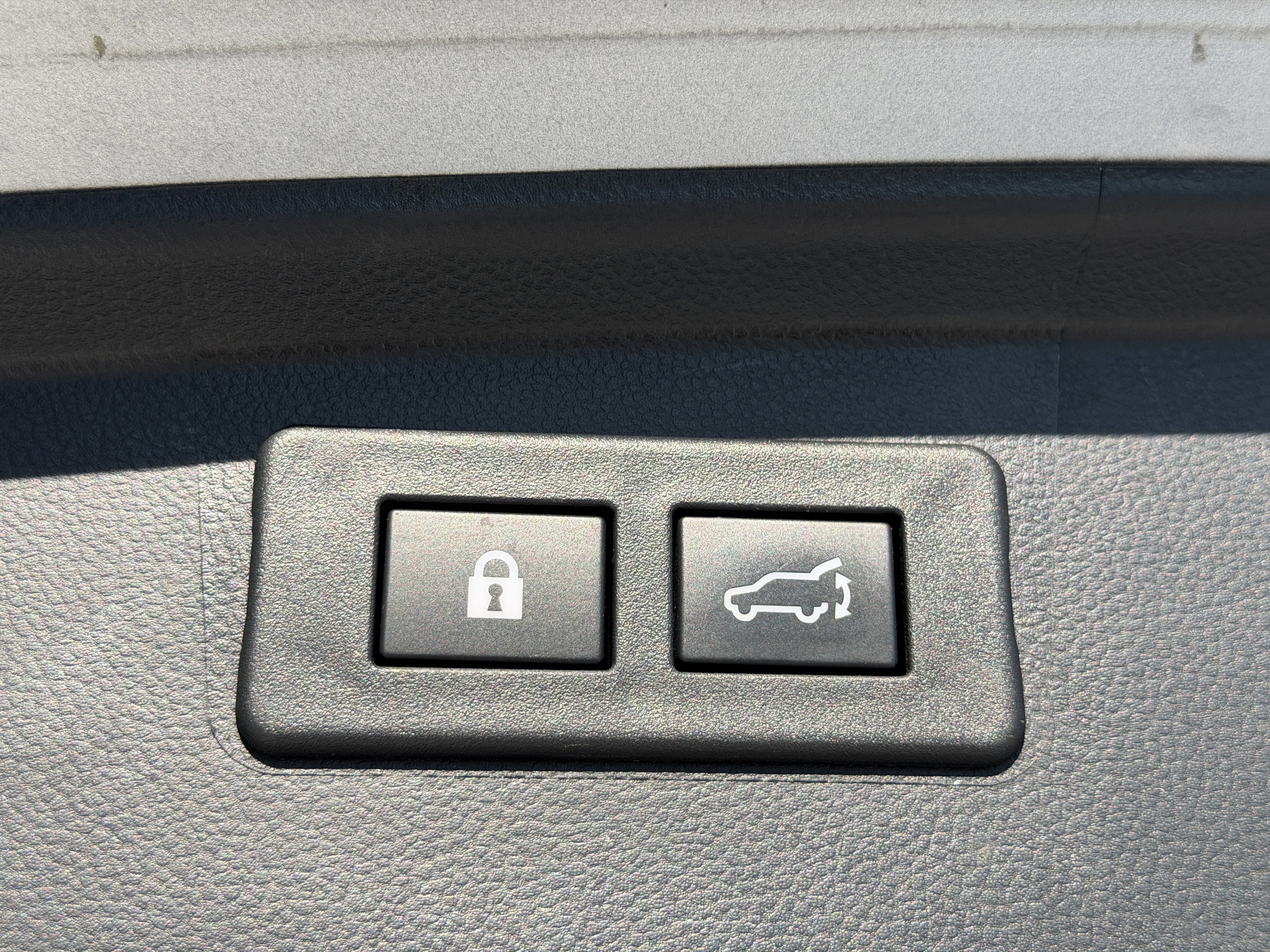 Used 2022 Subaru Outback Limited image 13