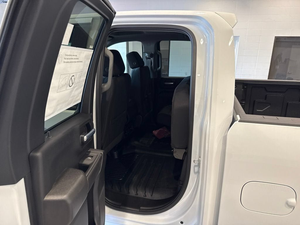 New 2026 GMC Sierra 2500 Pro AWD/4WD image 18