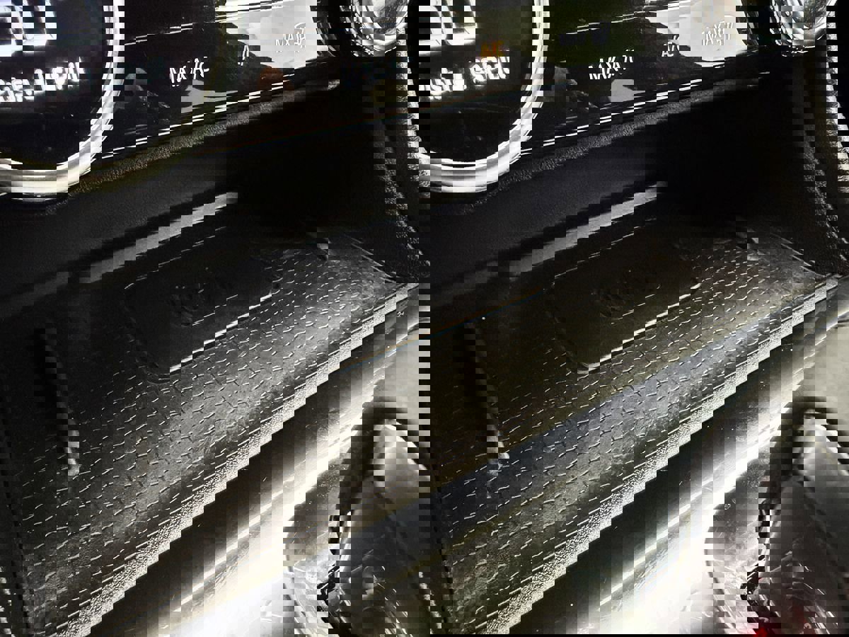 Used 2022 Jaguar F-PACE S image 40