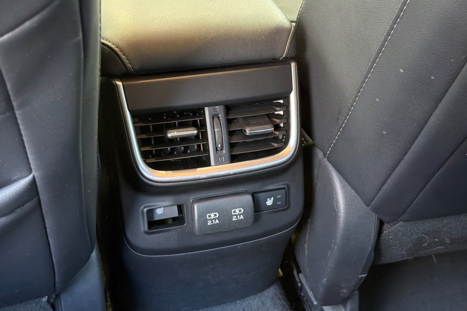 Used 2021 Subaru Outback Limited AWD/4WD image 16