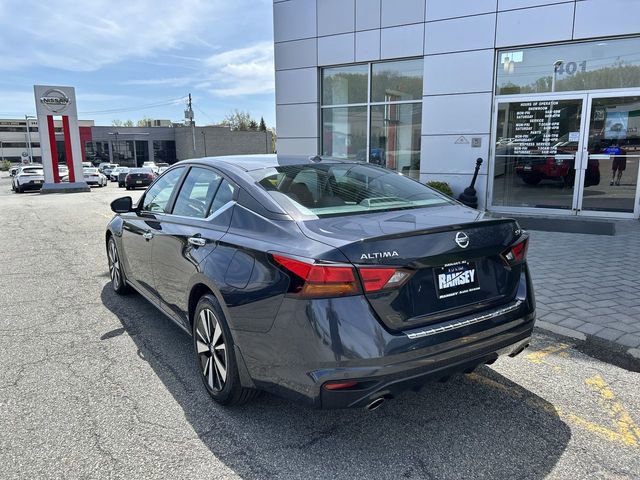 Certified 2021 Nissan Altima 2.5 SV w/ SV Premium Package FWD image 6