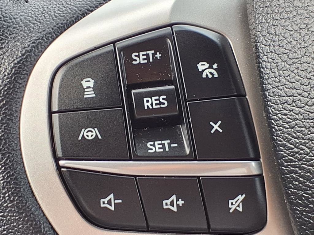 Used 2023 Ford Explorer Limited image 20