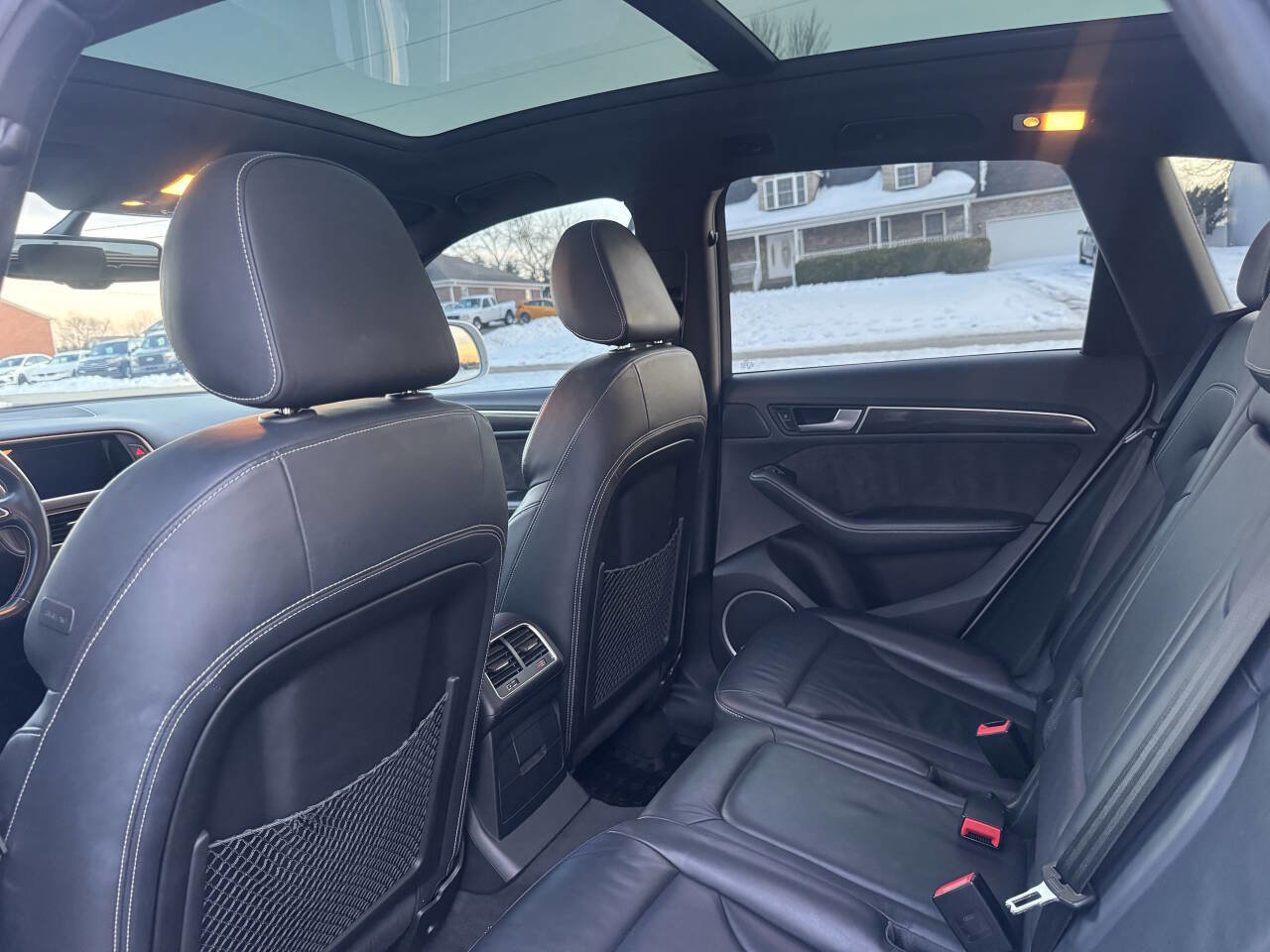 Used 2016 Audi SQ5 Premium Plus w/ Technology Package image 27