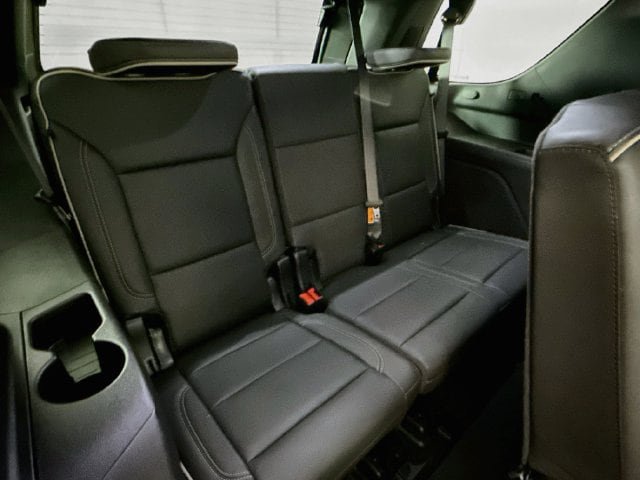 Used 2025 GMC Yukon Elevation AWD/4WD image 28
