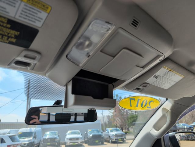 Used 2017 Toyota Tundra SR5 image 26