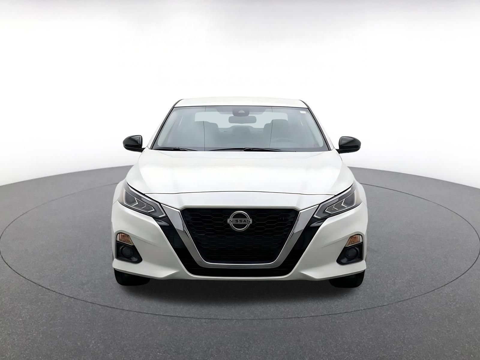 Used 2025 Nissan Altima 2.5 SV FWD video 2