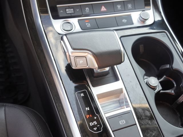 Used 2022 Audi Q7 3.0T Premium Plus w/ Premium Plus Package AWD/4WD image 27