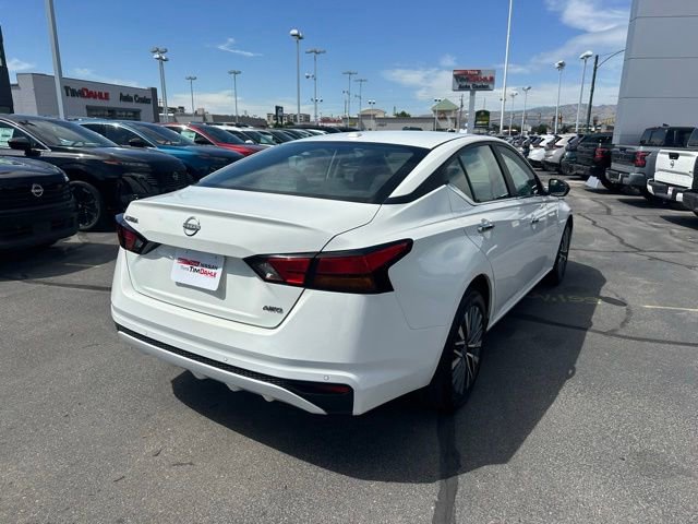 Used 2025 Nissan Altima 2.5 SV AWD/4WD image 11