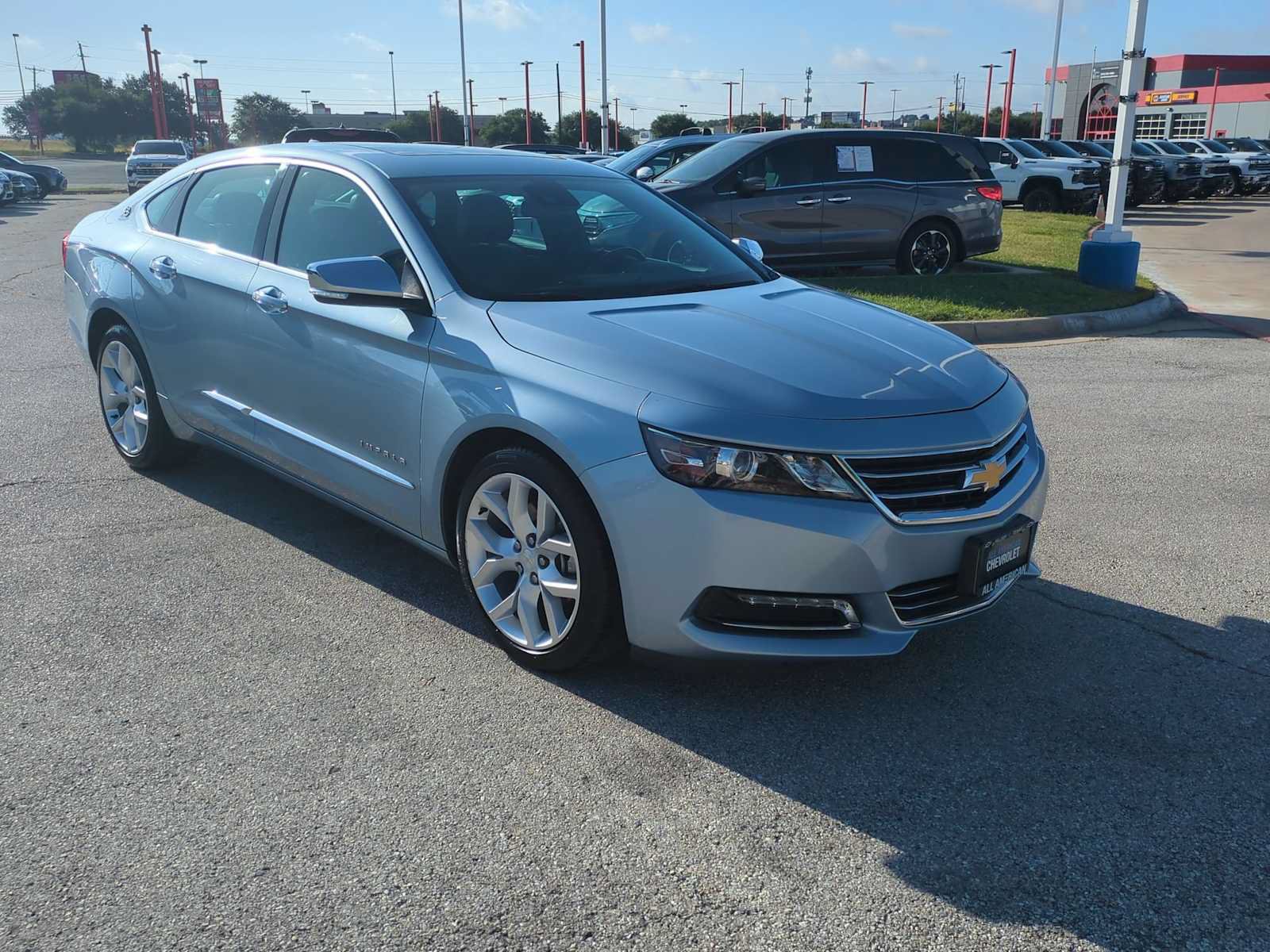 Used 2014 Chevrolet Impala LTZ FWD image 2