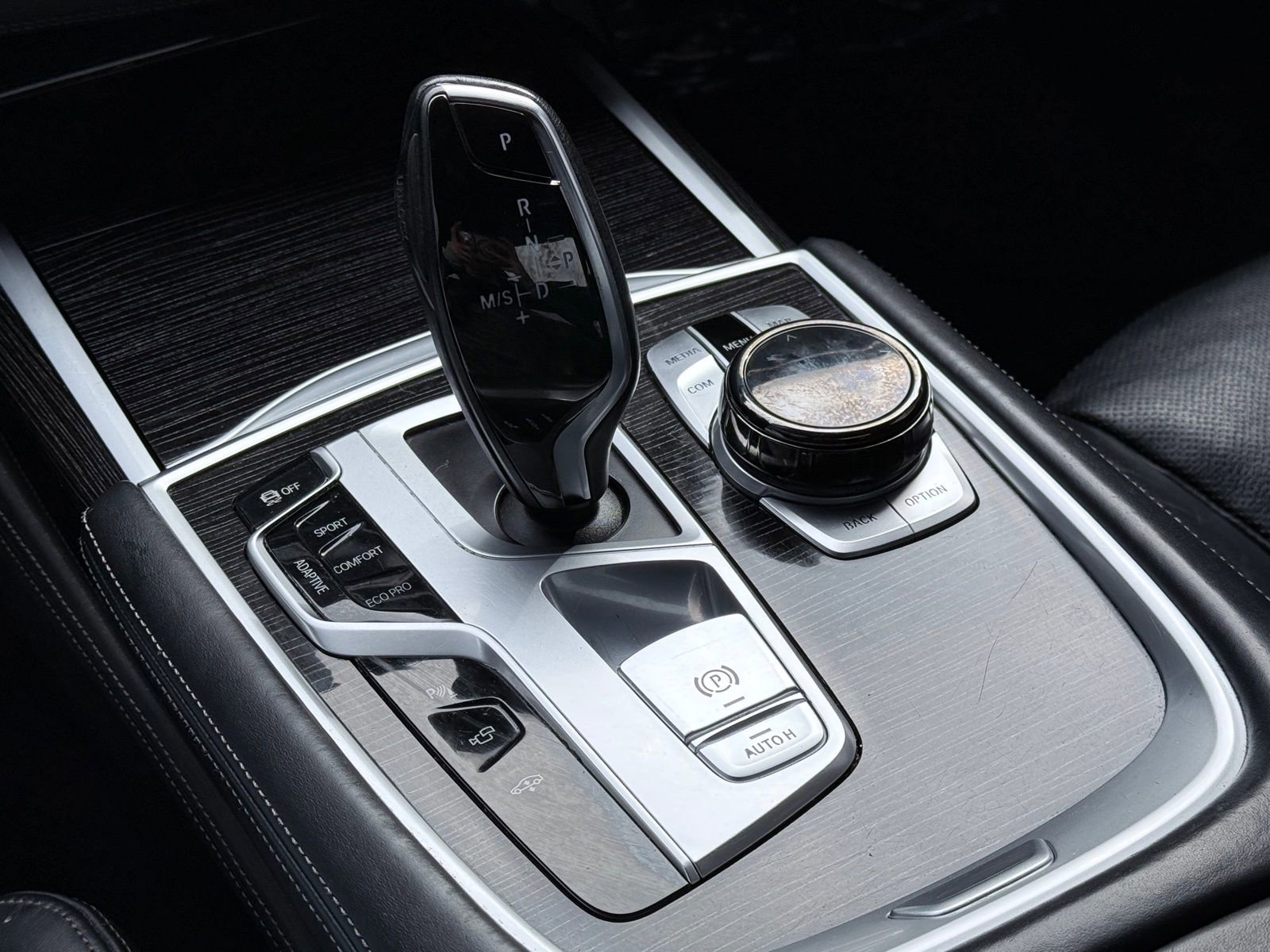 Used 2018 BMW 750i xDrive image 29