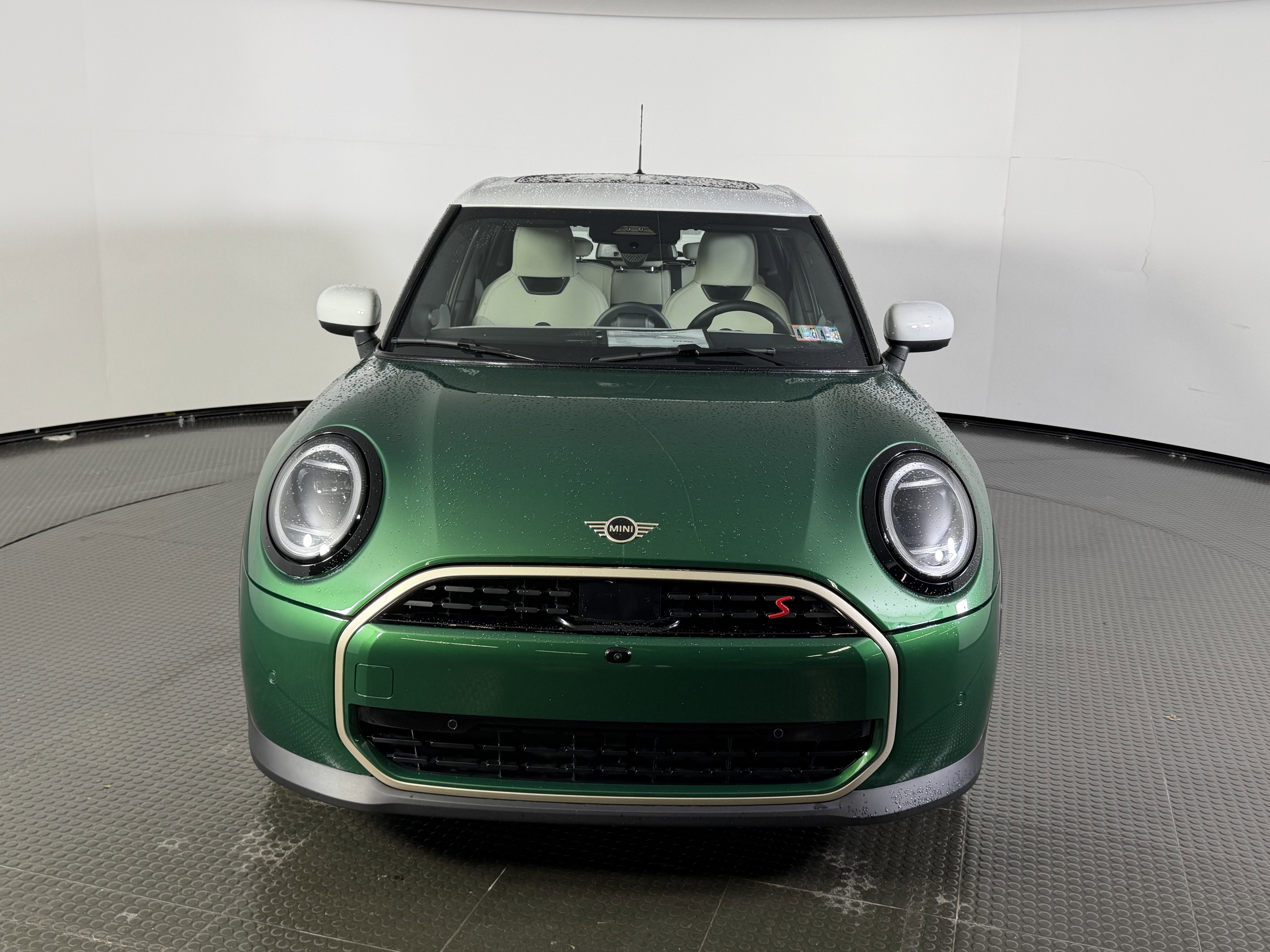 Used 2025 MINI Cooper S FWD image 2