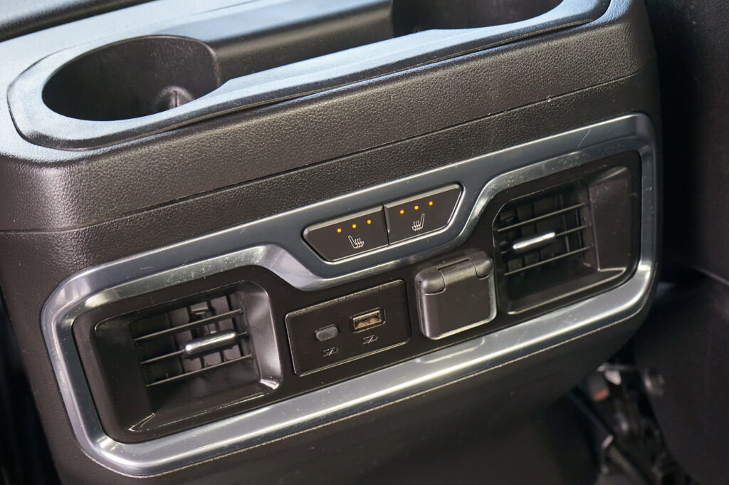 Used 2019 GMC Sierra 1500 AT4 w/ AT4 Premium Package image 16