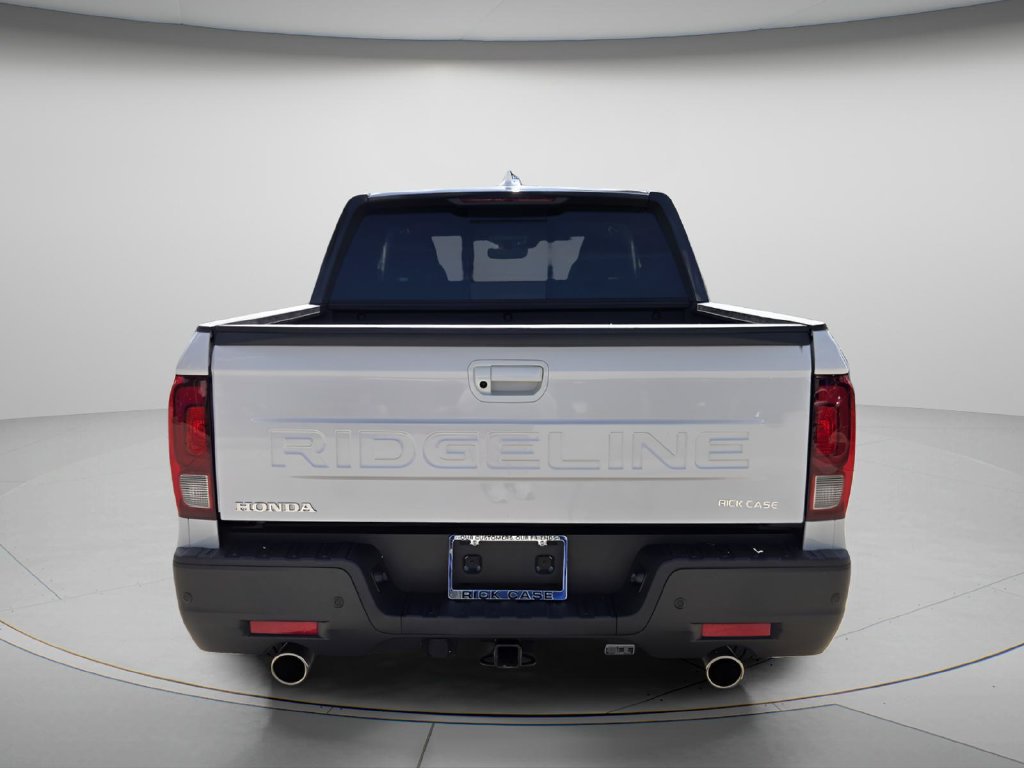 Certified 2025 Honda Ridgeline Black Edition image 6