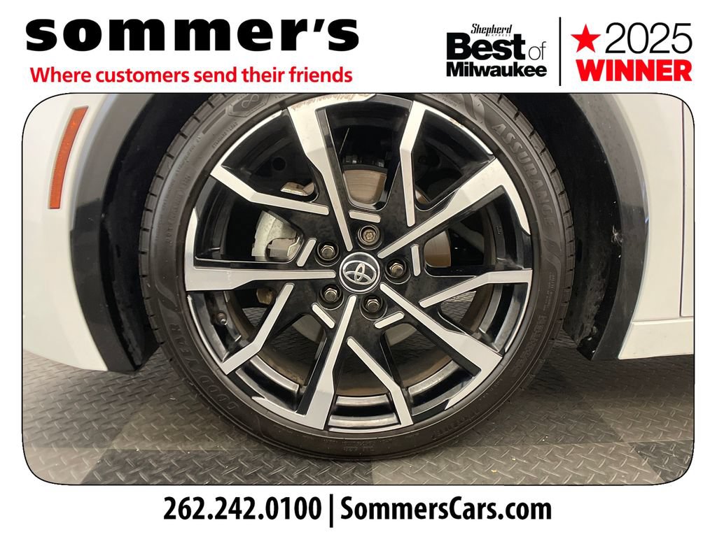 Used 2023 Toyota Prius Prime Premium FWD image 24