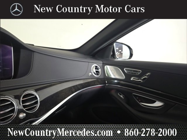 Used 2018 Mercedes-Benz S 560 4MATIC Sedan image 27