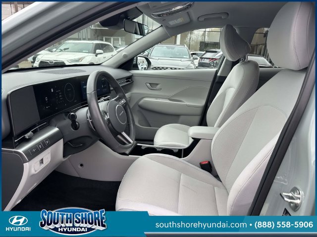 Certified 2024 Hyundai Kona SEL w/ Convenience Package AWD/4WD image 17