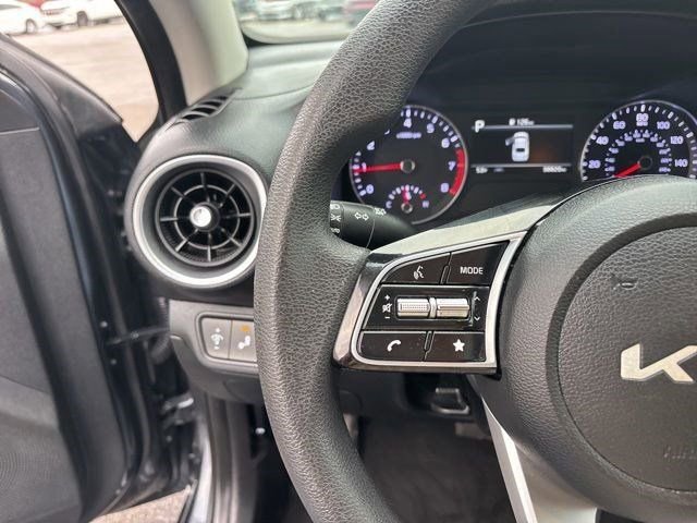 Used 2023 Kia Forte LXS w/ LXS Technology Package image 16