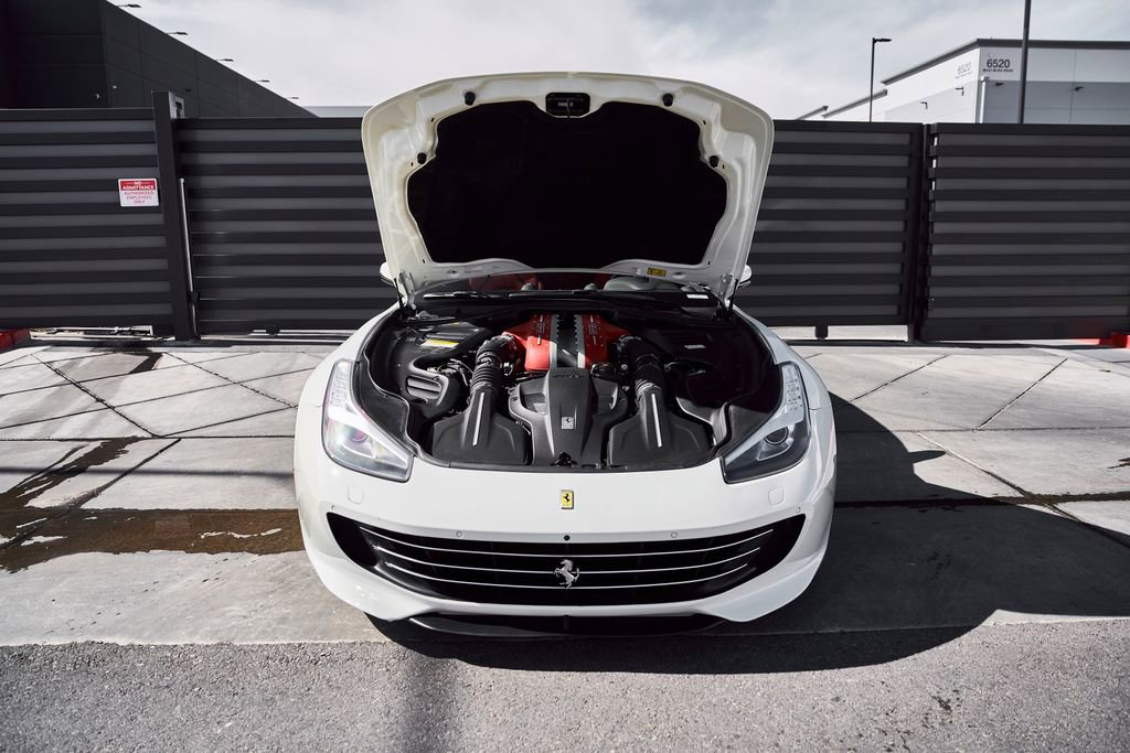 Used 2019 Ferrari GTC4Lusso AWD/4WD image 16