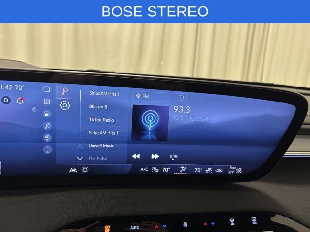 Used 2025 Buick Enclave Sport Touring image 21