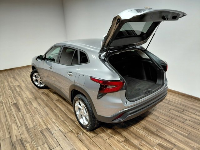 Certified 2024 Chevrolet Trax LS w/ LS Convenience Package image 17