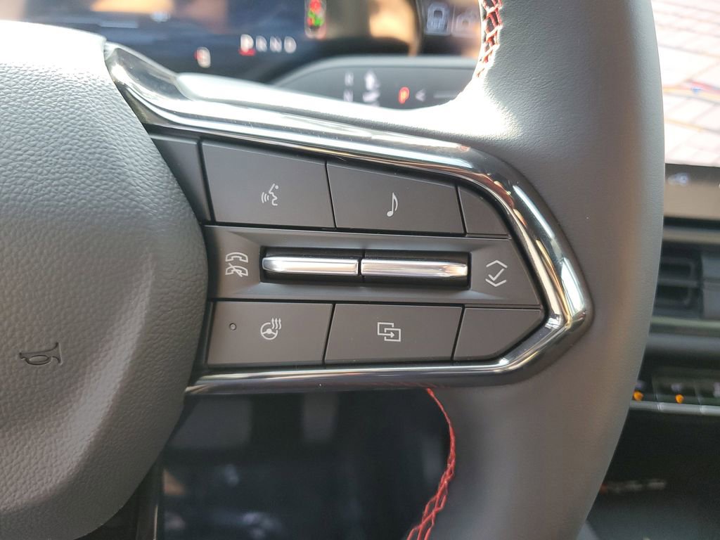 New 2026 Chevrolet Equinox EV RS image 30