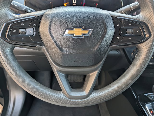 Certified 2025 Chevrolet Trax LT FWD image 5