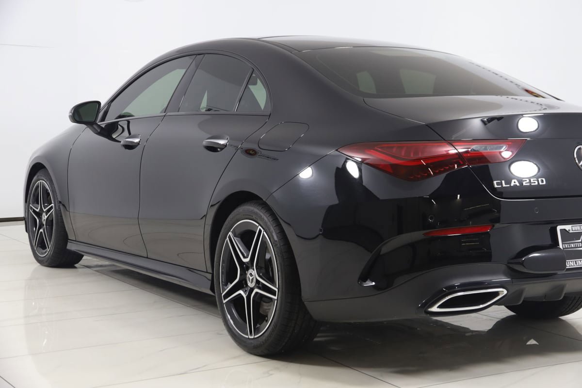 Used 2025 Mercedes-Benz CLA 250 4MATIC image 27