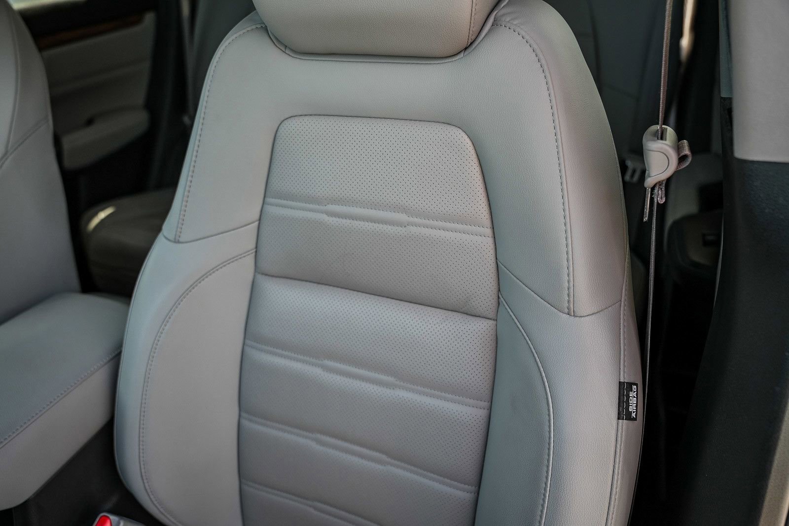 Used 2020 Honda CR-V Touring image 25