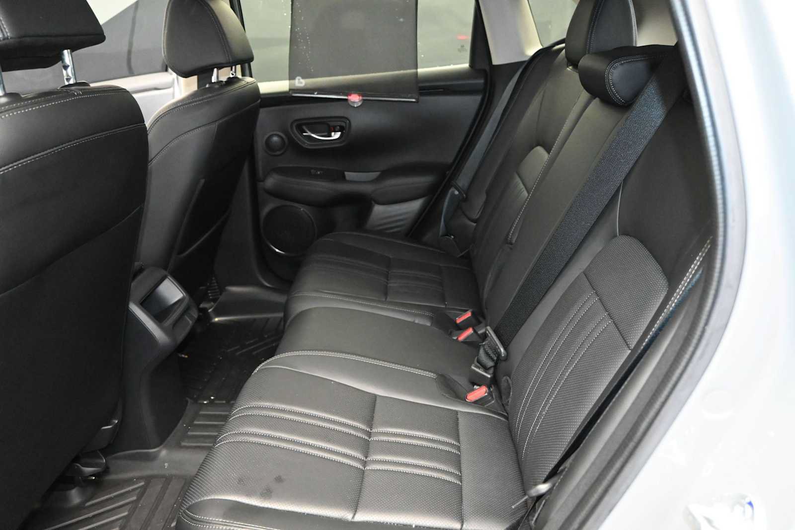 Used 2026 Honda HR-V EX-L image 23