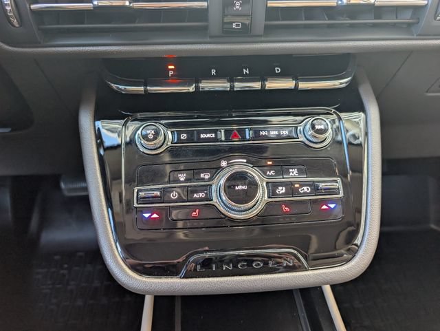 Used 2022 Lincoln Corsair Reserve AWD/4WD image 17