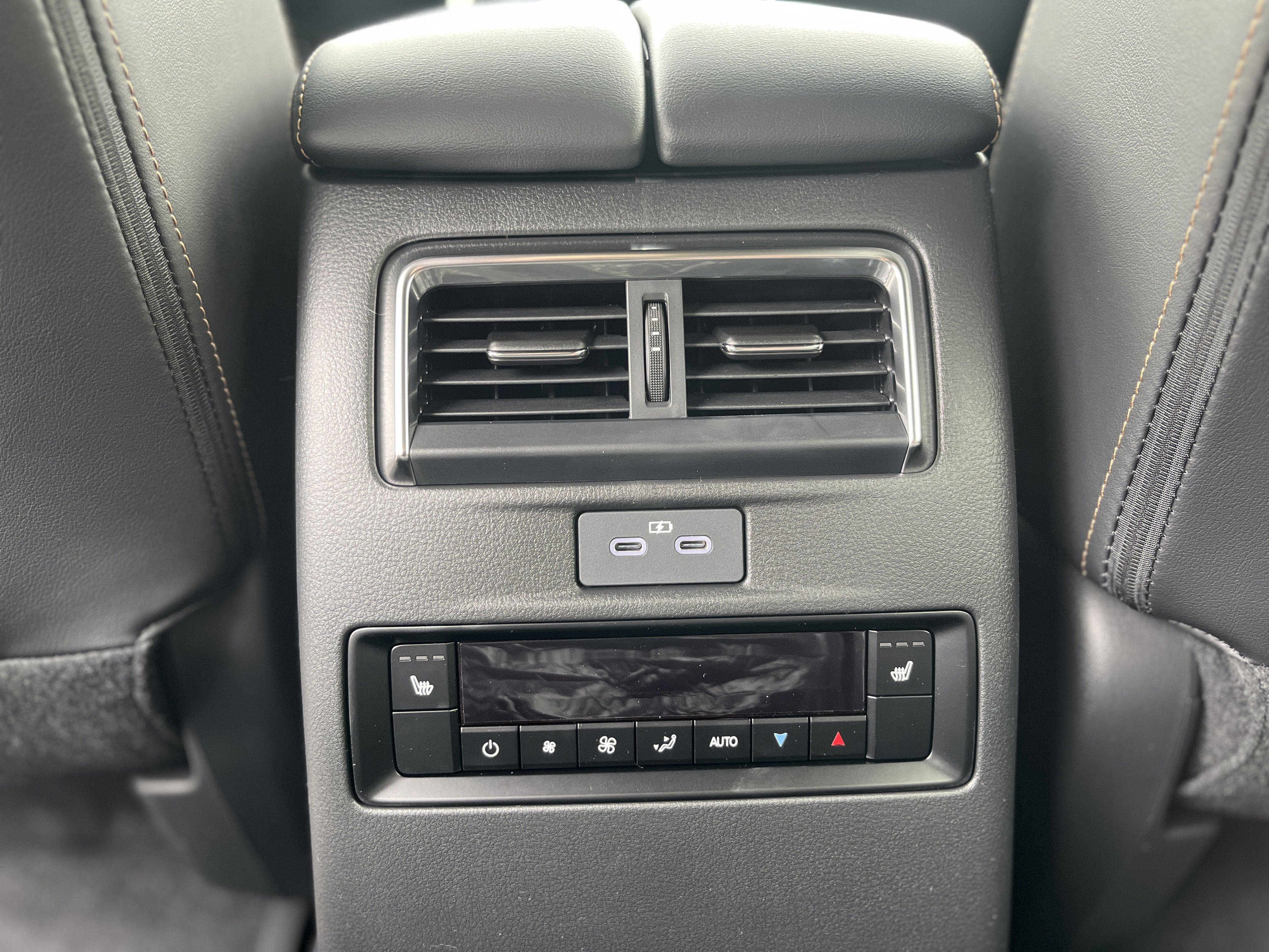 New 2025 MAZDA CX-70 3.3 Turbo w/ Premium Plus Pkg image 7