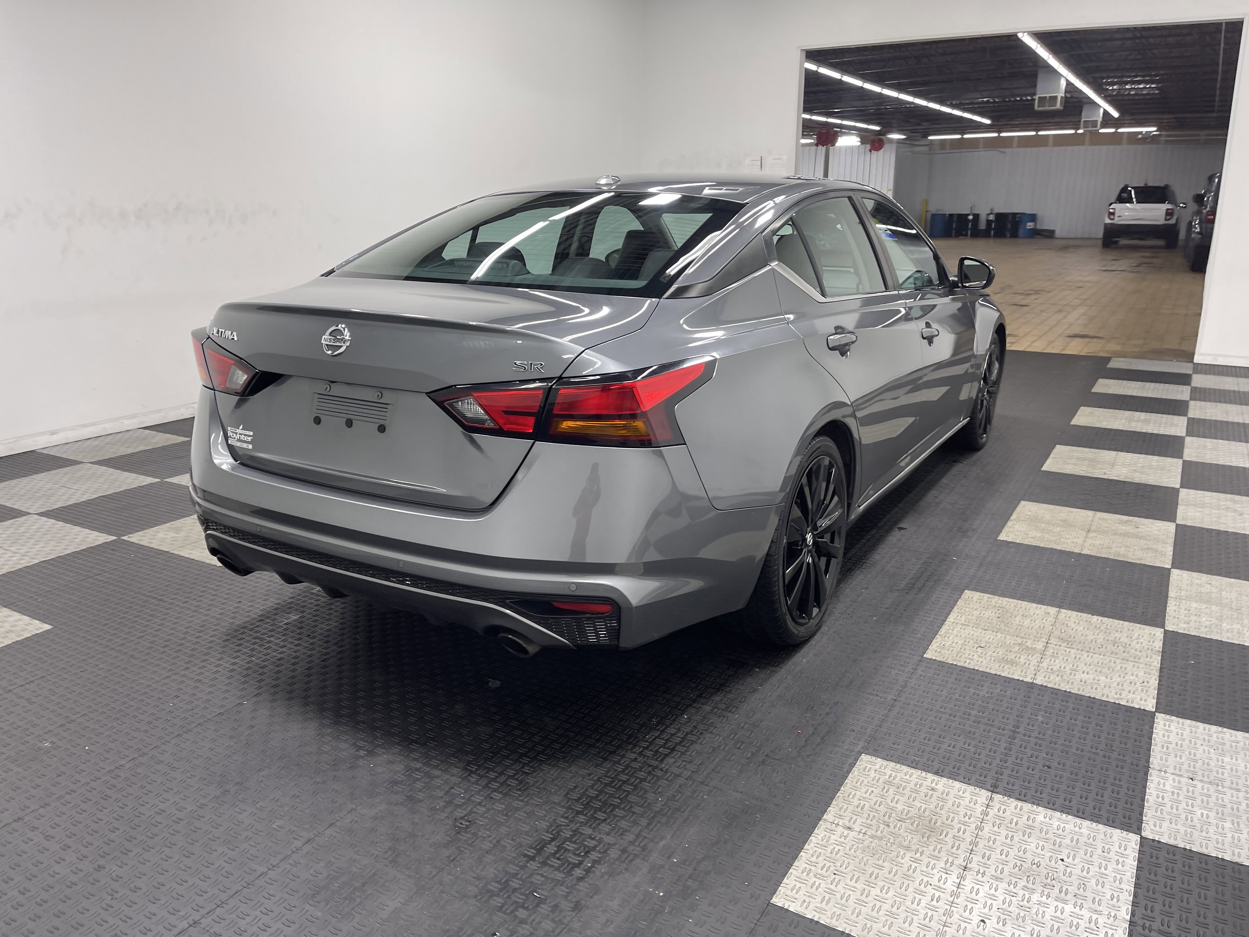 Used 2021 Nissan Altima 2.5 SR image 5