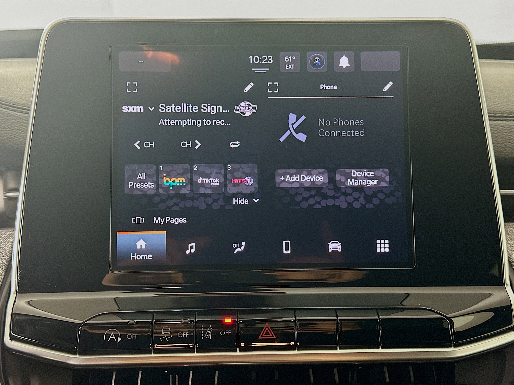 Certified 2025 Jeep Compass Sport image 18