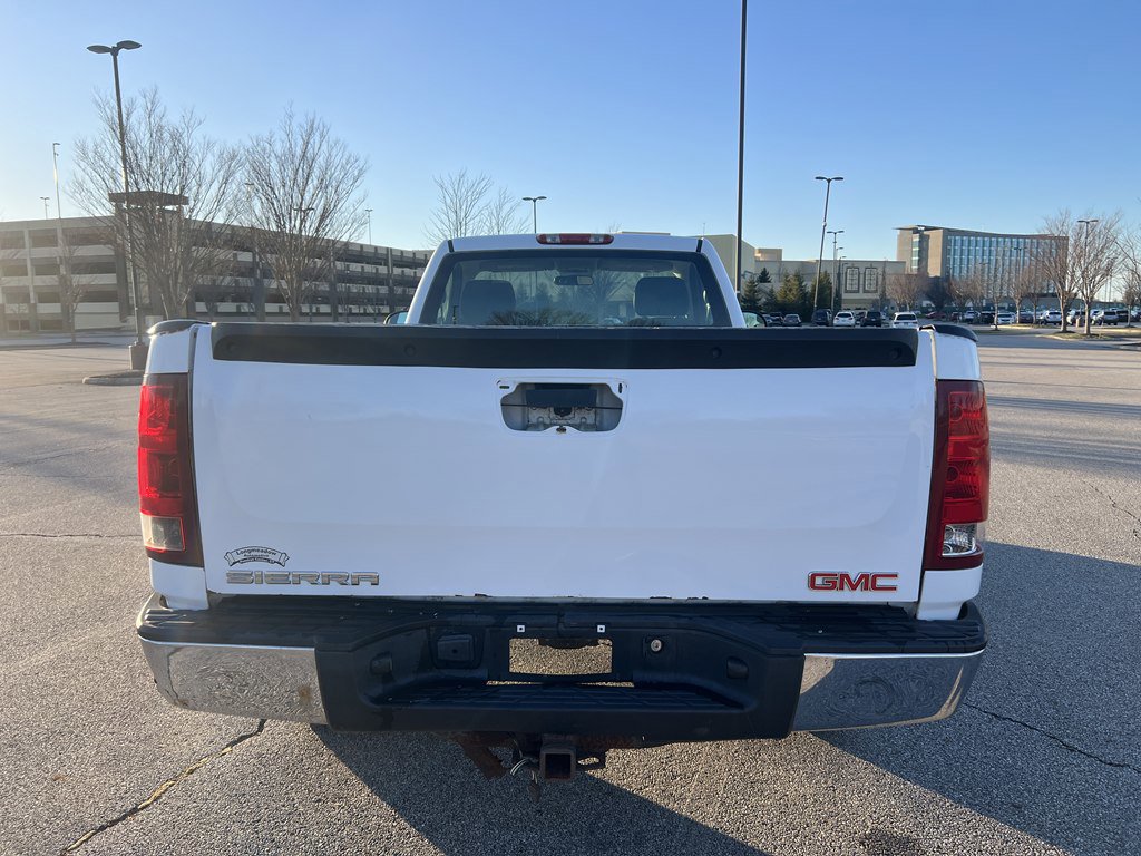 Used 2009 GMC Sierra 1500 W/T w/ SL Package image 4
