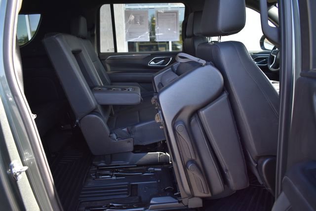 Used 2023 Chevrolet Suburban LT AWD/4WD image 42