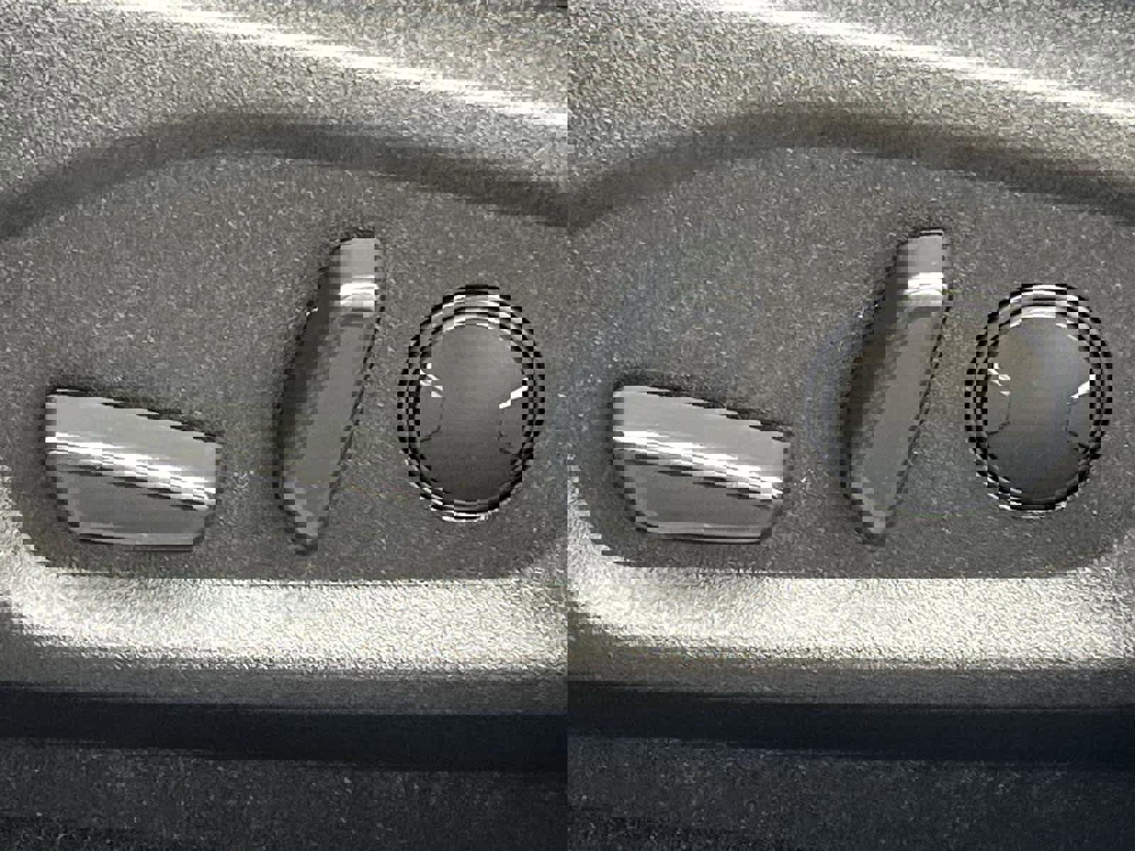 Used 2023 Ford Edge SEL image 13